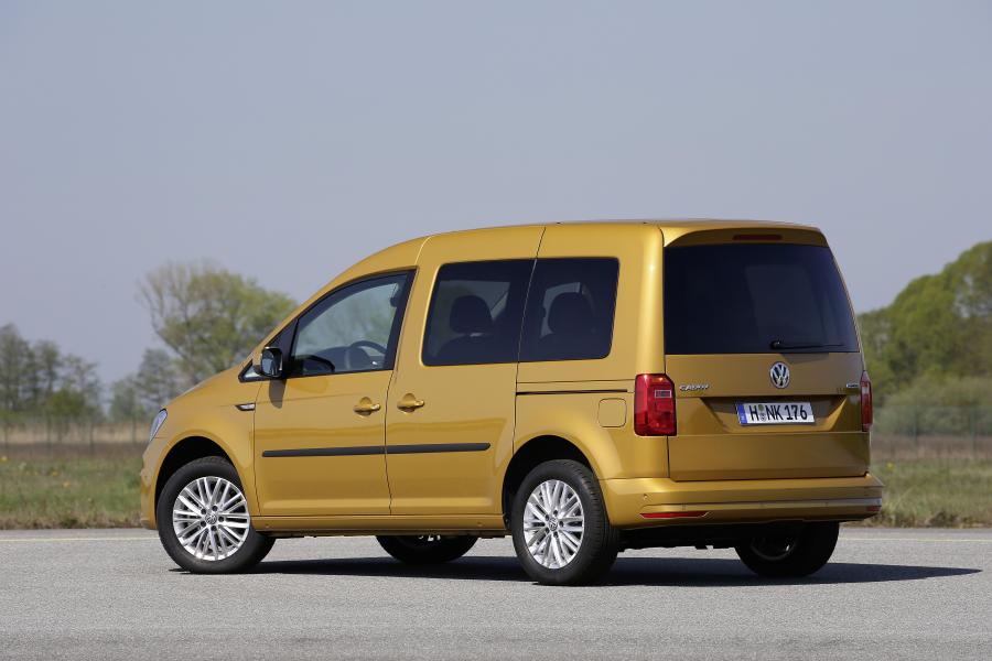  Volkswagen Caddy Trendline BlueMotion 2015 года  (фото 8 из 23)